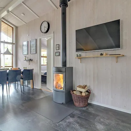 Сasa de vacaciones Arvi - 30km From The Sea By Interhome