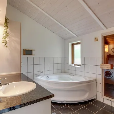 Casa vacanze Arvi - 30km From The Sea By Interhome *